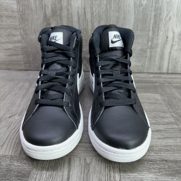 Nike Court Royale 2 Women's size 5.5 Black White Leather Shoes CT1725-001 - Picture 3 of 9
